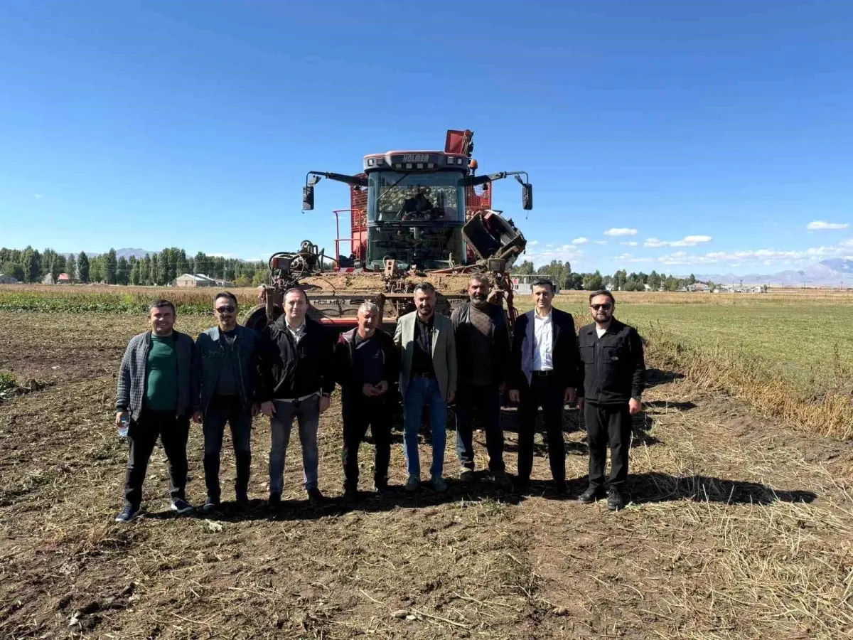 ak parti agri il baskani ilhami yildiz ureten kazanacak turkiye buyuyecek AtxRmUMl.jpg