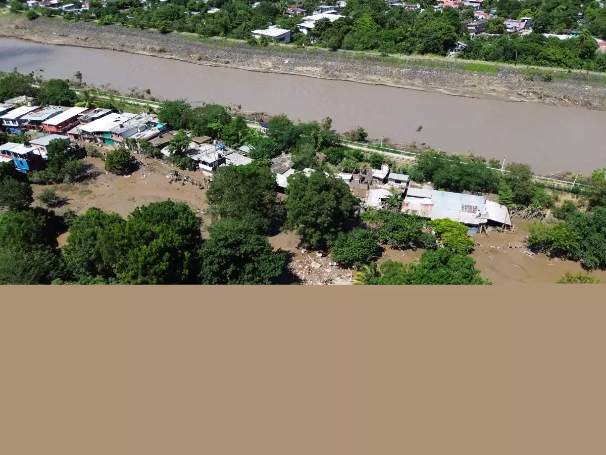 meksikada sel felaketi 72 olu kbpO6uWJ.jpg